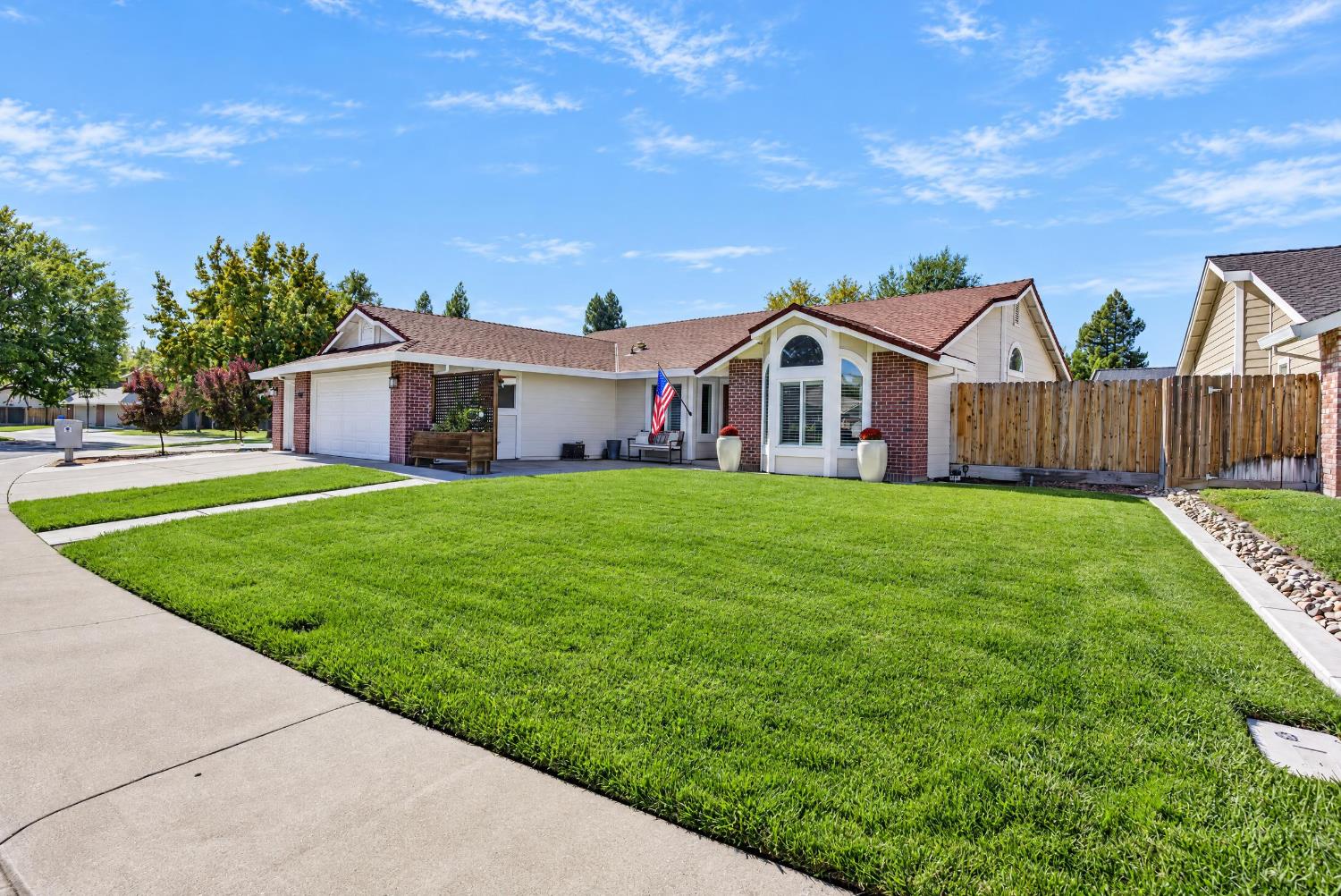 9232 Bromfield Court