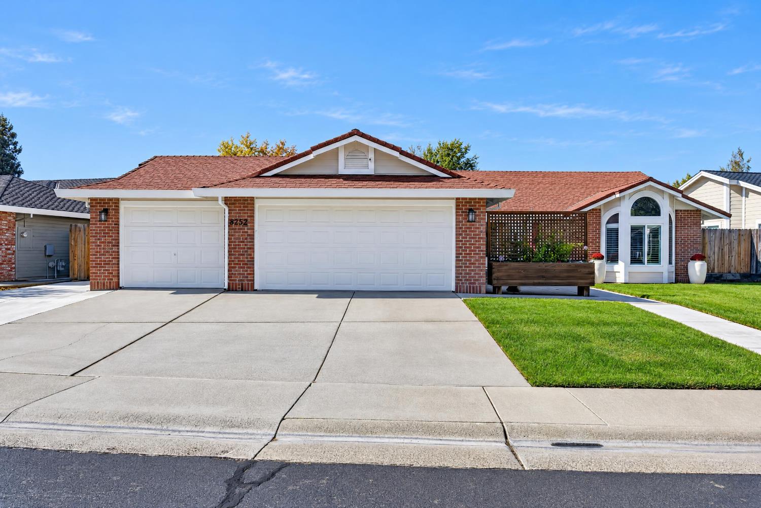 9232 Bromfield Court