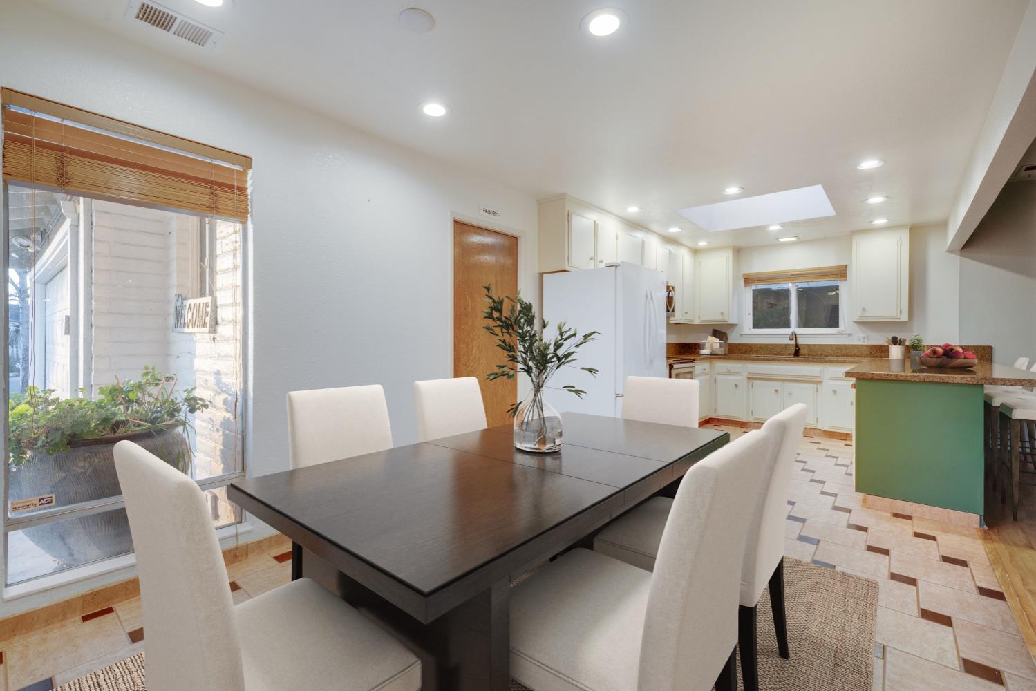 4363 Plantation Drive