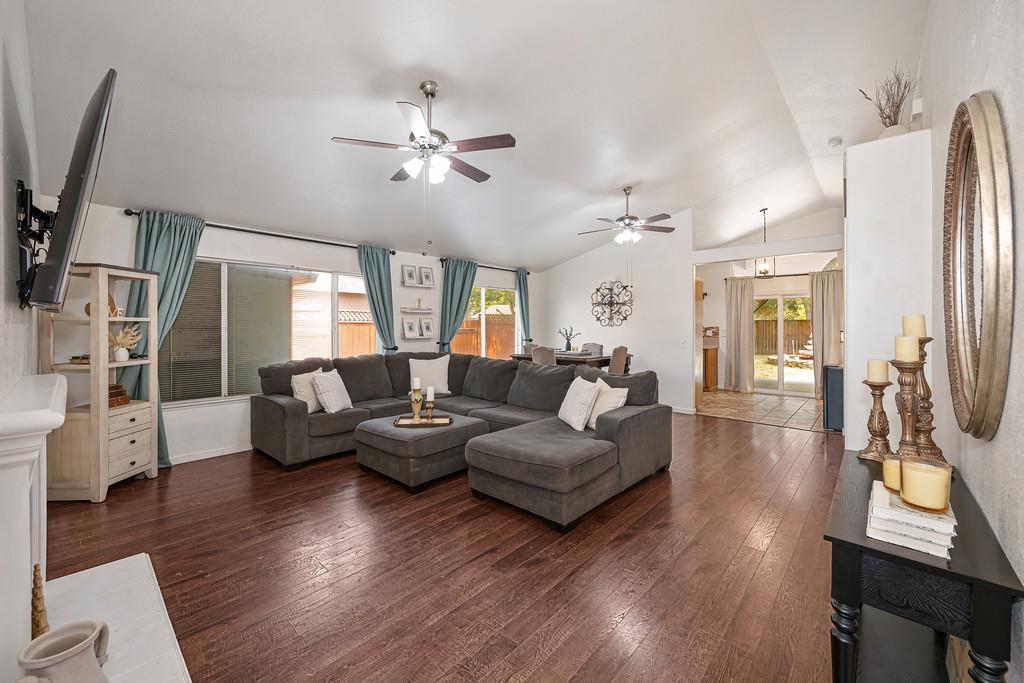 7130 Shingle Wood Way