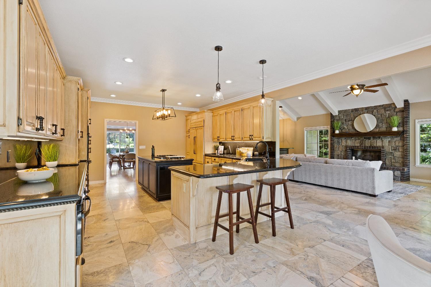 5050 Lexington Circle