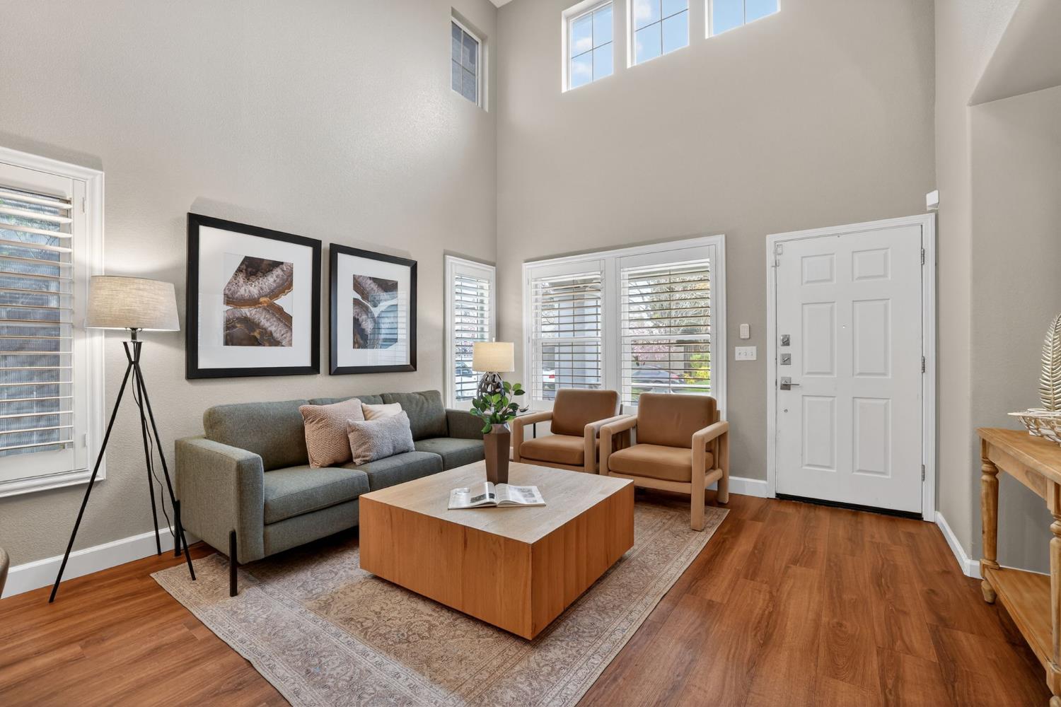 1889 Morning Mist Way