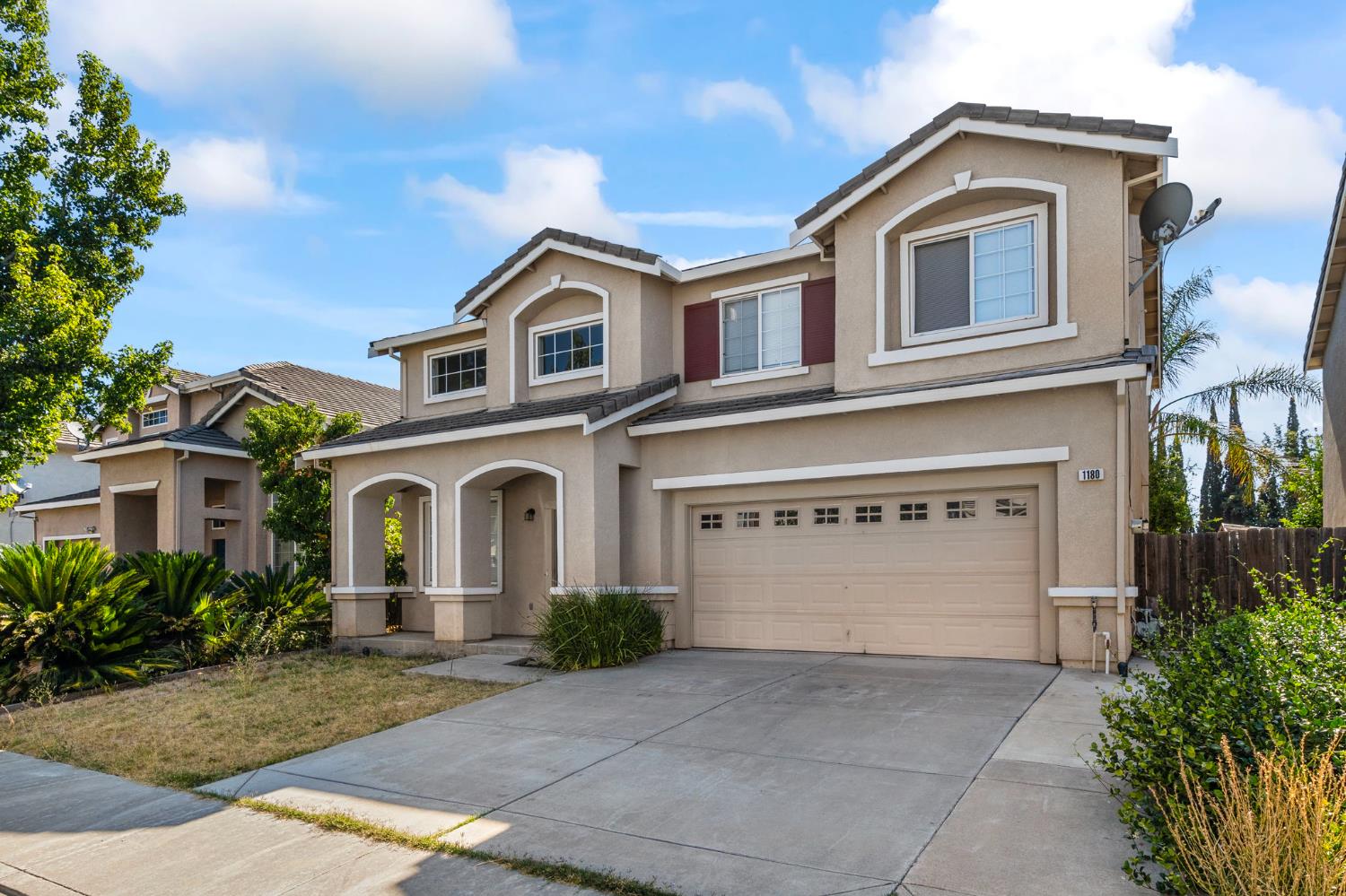 1180 W King Loop