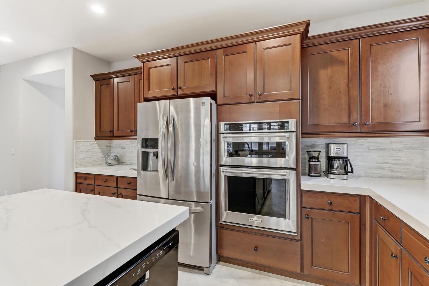 2501 Mossy Oak Court