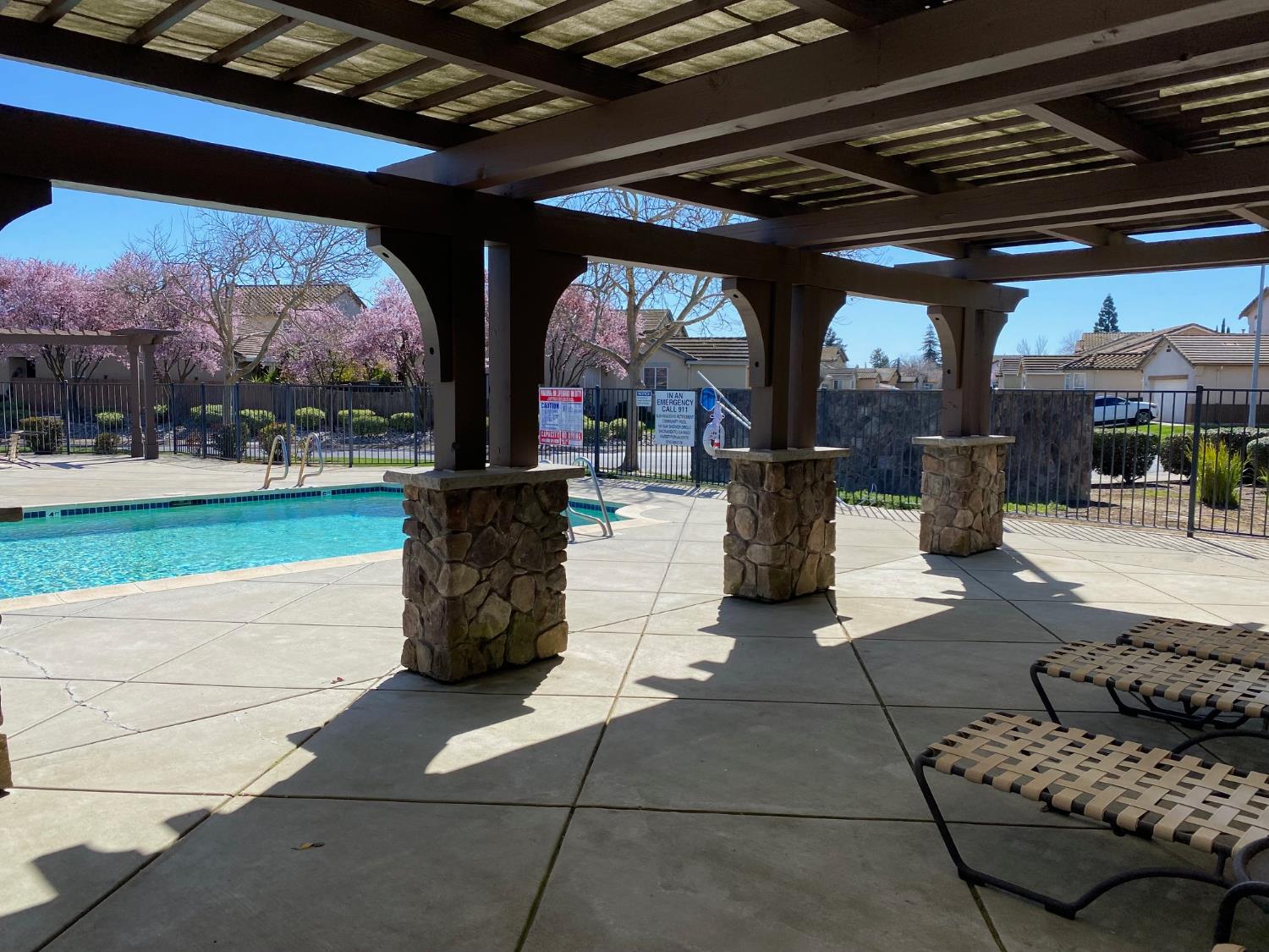 Sacramento, California 95823, United States, 2 Bedrooms Bedrooms, ,2 BathroomsBathrooms,Residential,Active,228702