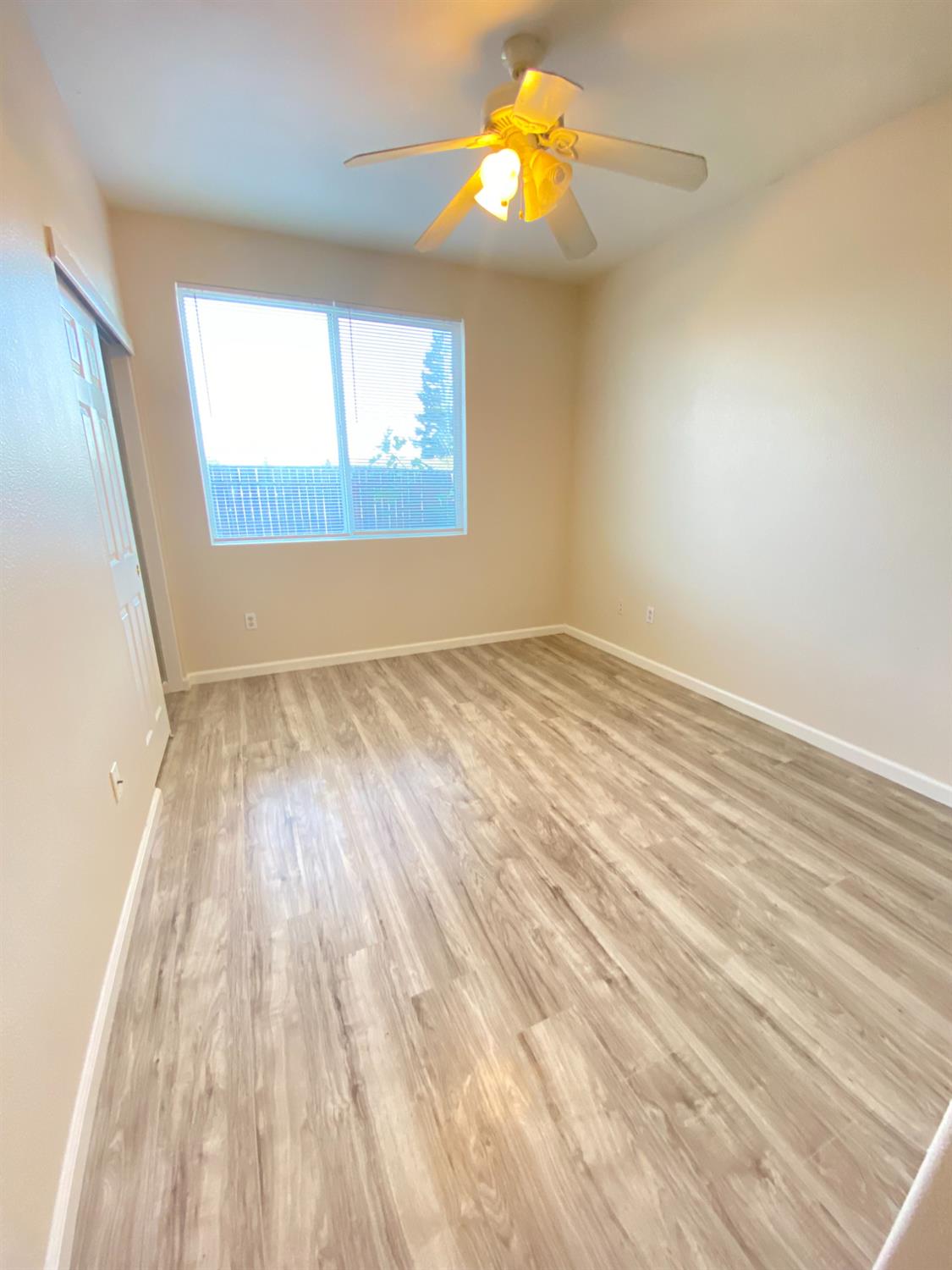 Sacramento, California 95823, United States, 2 Bedrooms Bedrooms, ,2 BathroomsBathrooms,Residential,Active,228702