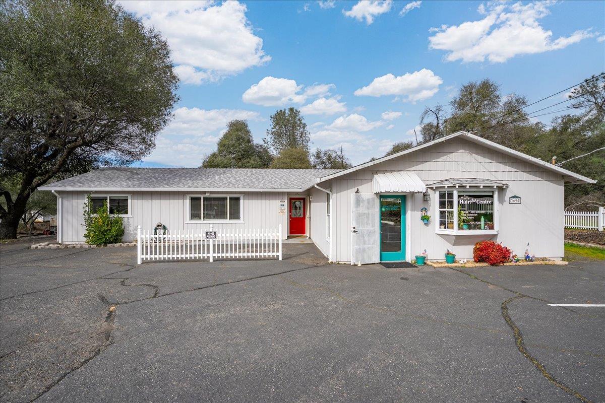 3695 Missouri Flat Road