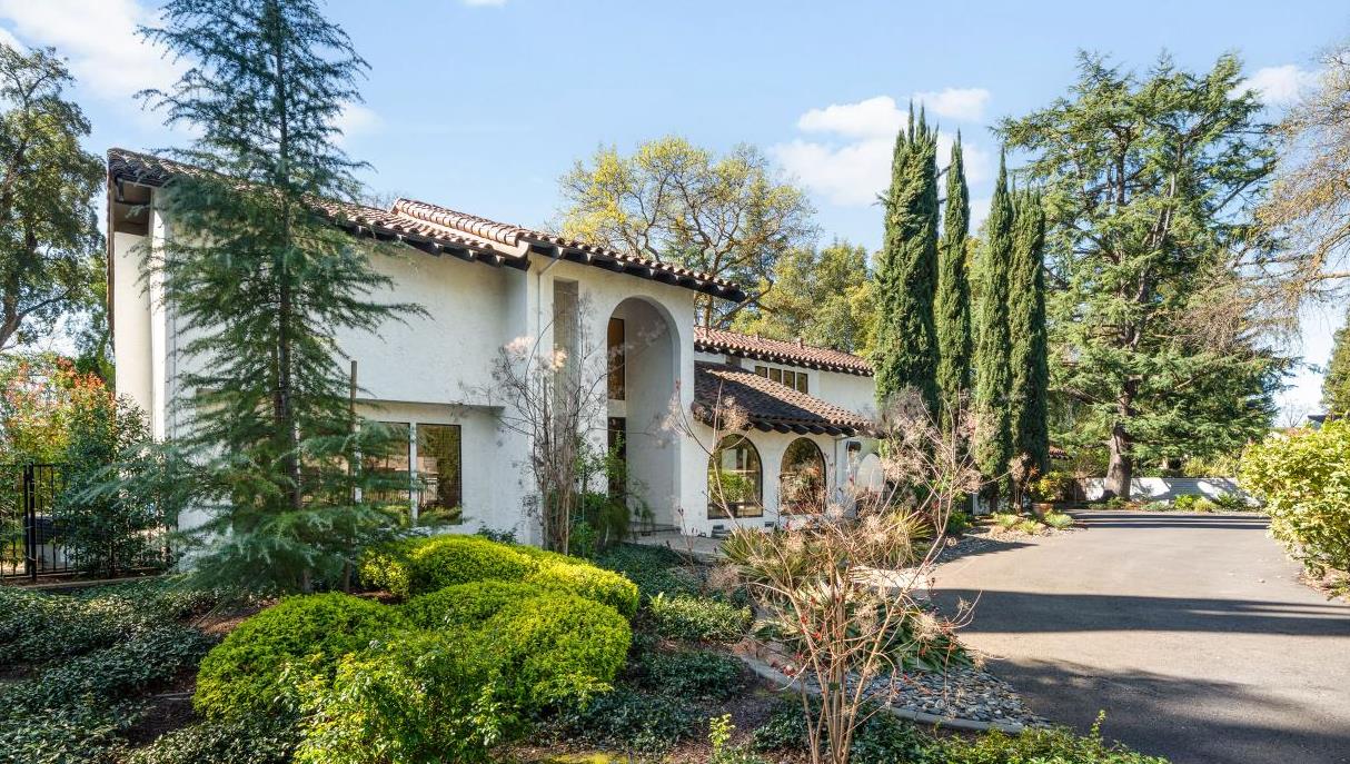 4850 Saint Augustine Drive