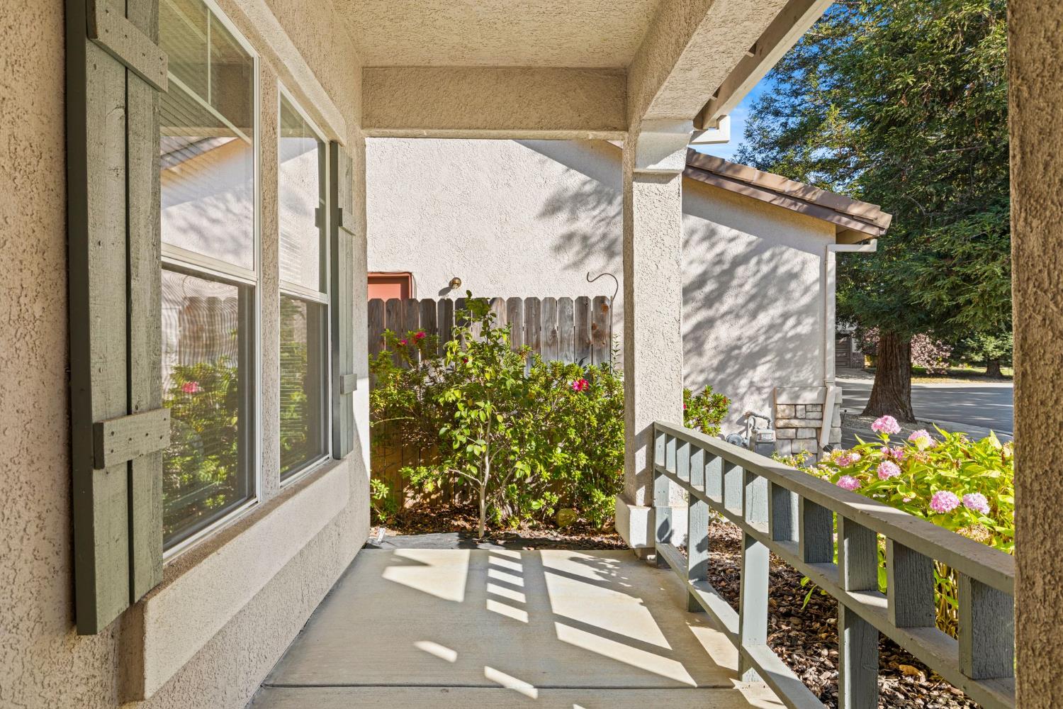421 Groth Circle