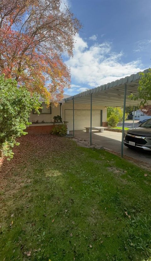 4301 Cottage Sacramento CA 95864