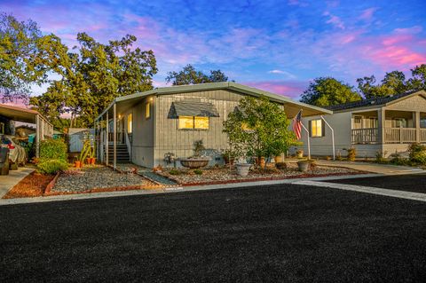 25 Calle Susana Elk Grove CA 95624