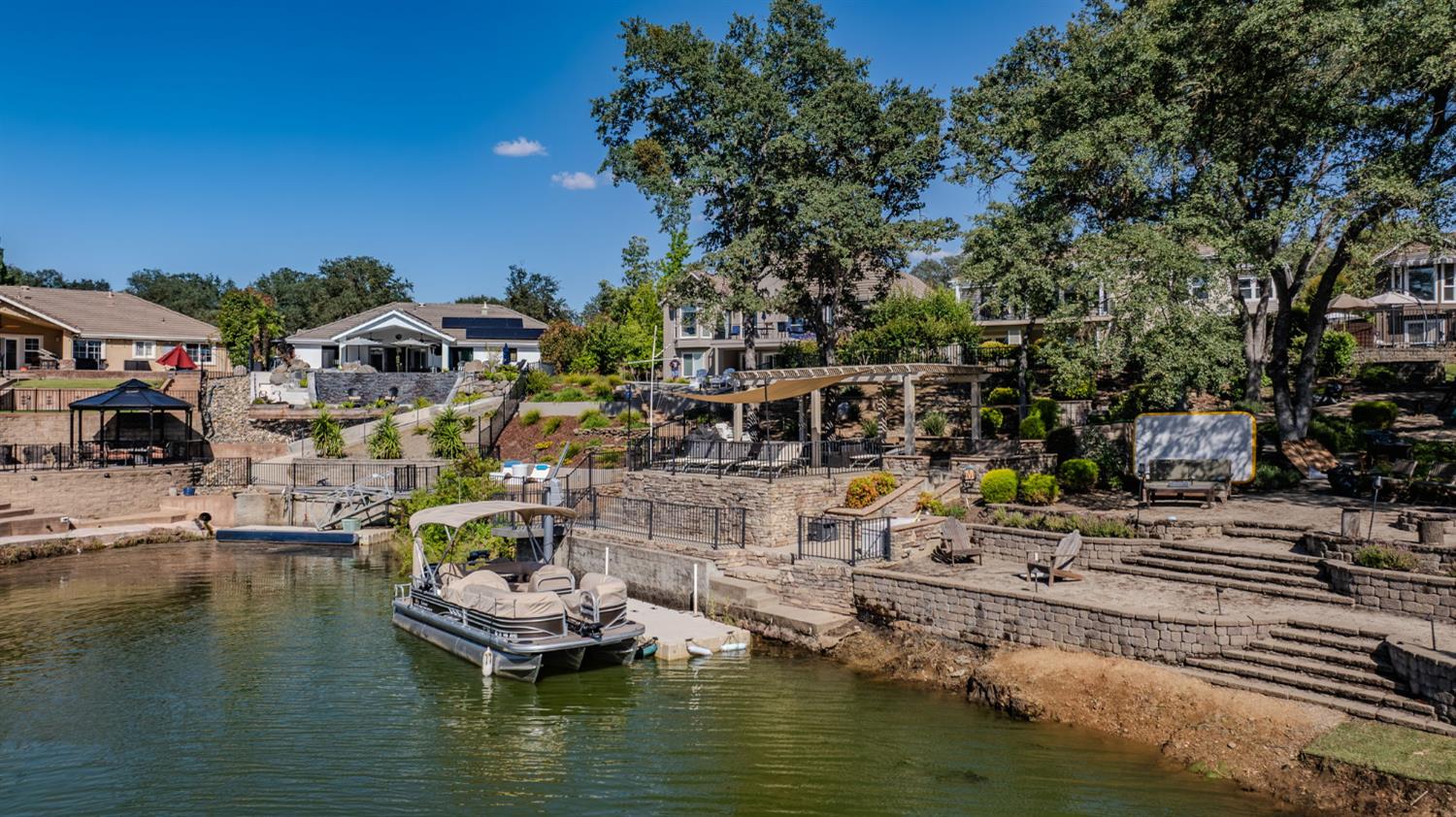 25 Waterfront court