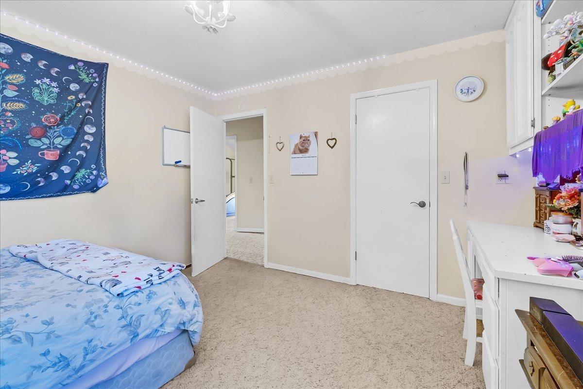 Hollister, California 95023, United States, 4 Bedrooms Bedrooms, ,4 BathroomsBathrooms,Residential,Active,103654