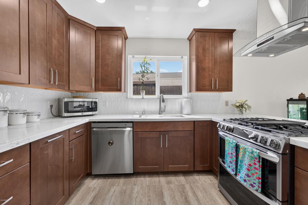 5645 Woodforest