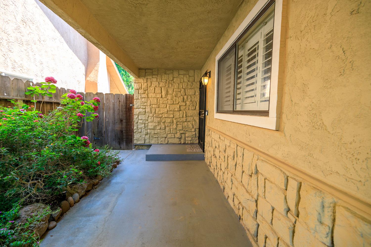 1127 River Bluff Drive