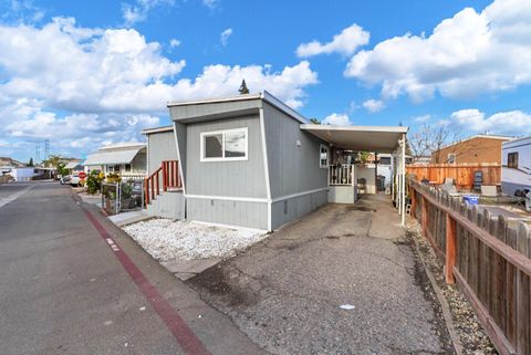 4024 McHenry Ave Space 26, Modesto, CA 95356 - MLS#: 225027231