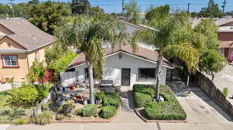 405 E Locust Street Lodi CA 95242