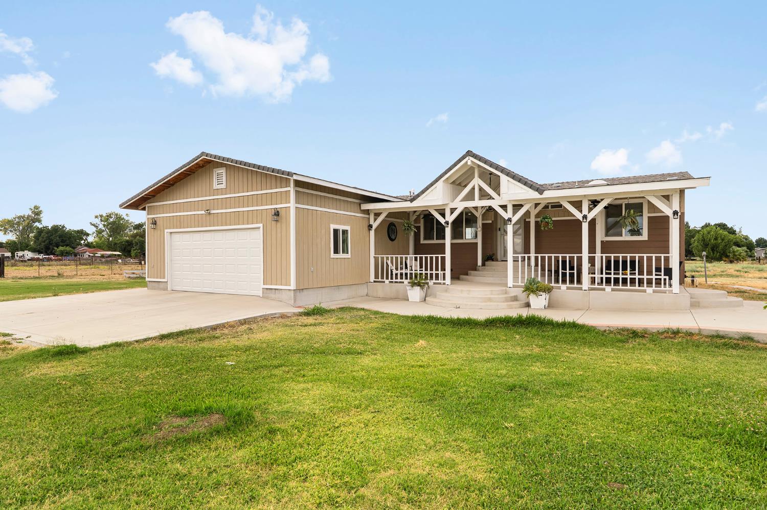 3262 Mccoy Road