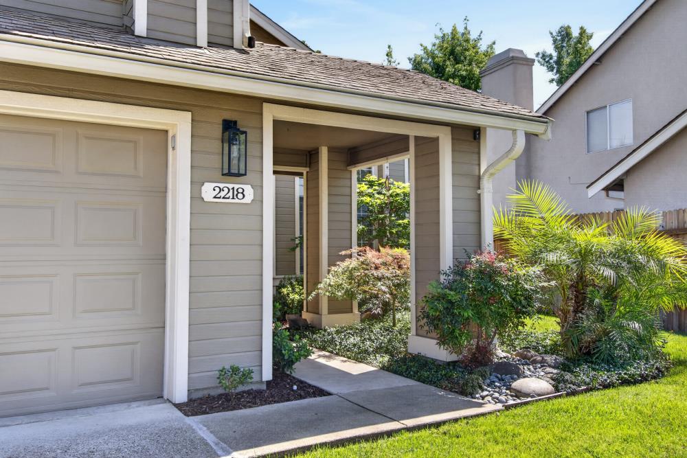 2218 Longview Drive
