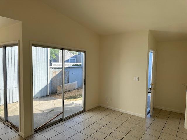 5545 Tree Swallow Court