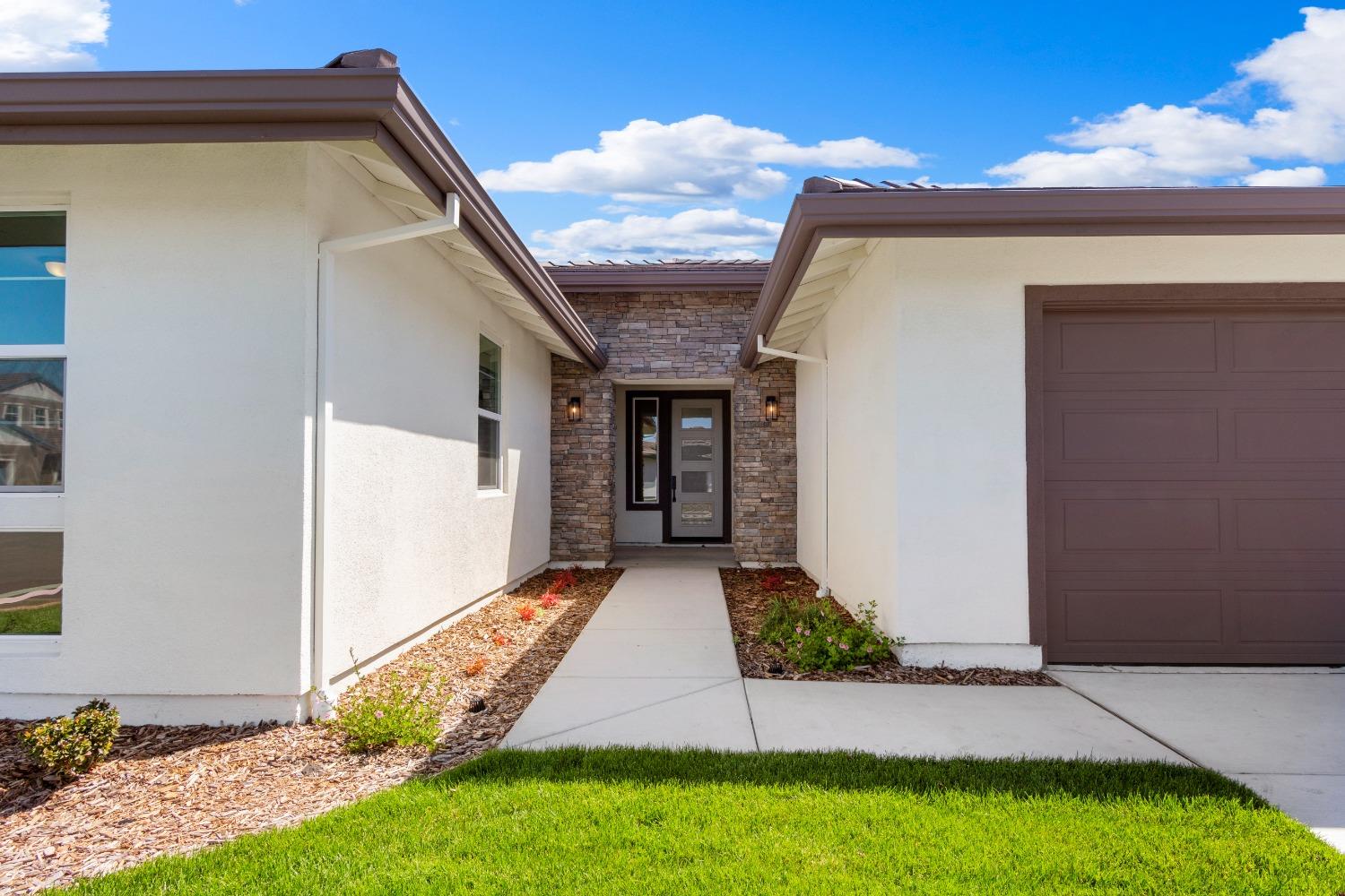 8361 Kellwood Court