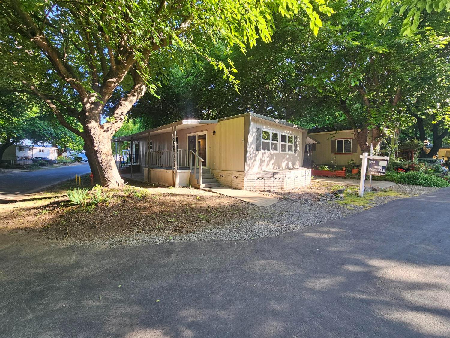 11705 Parey Ave 6