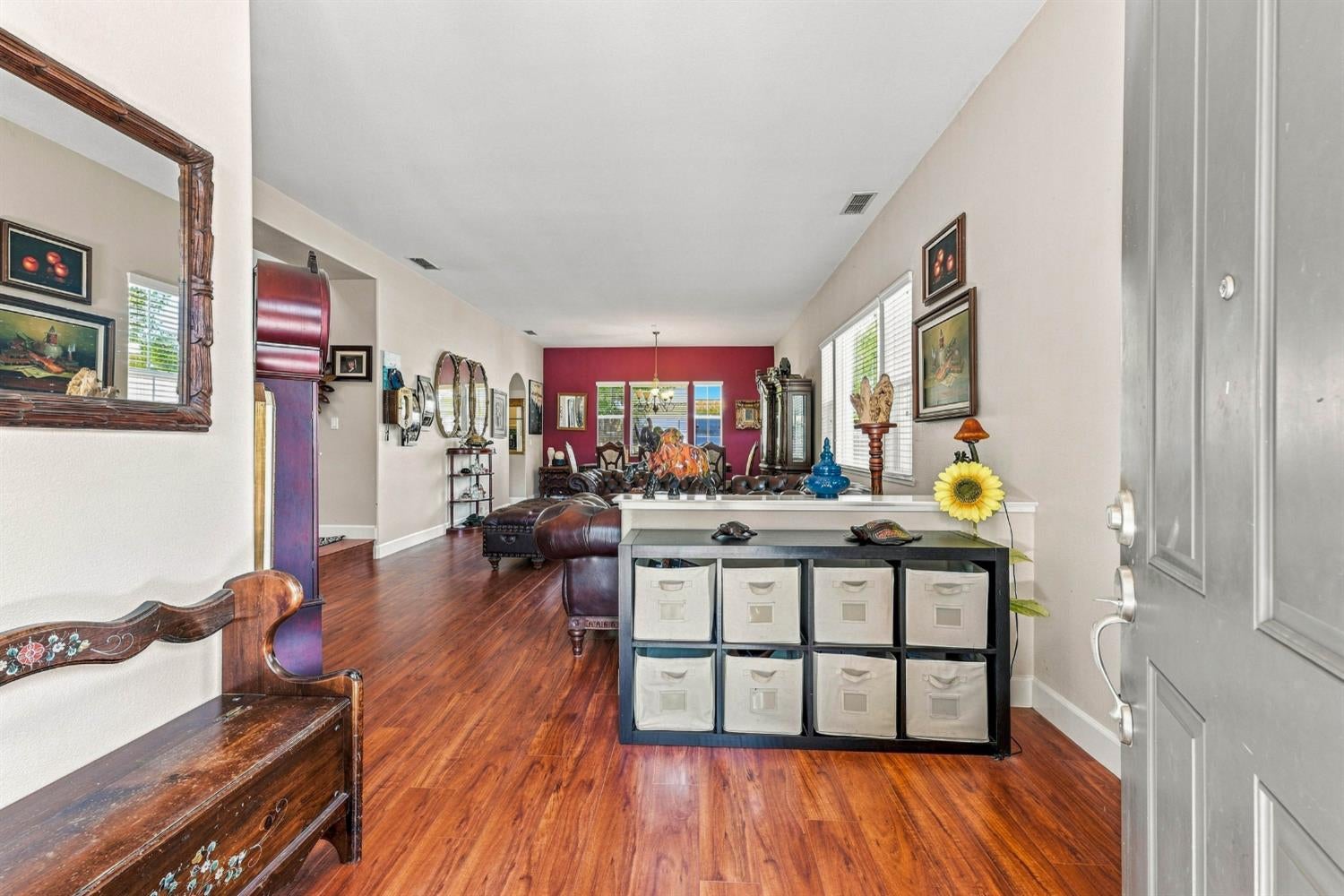 2700 Cascade Street