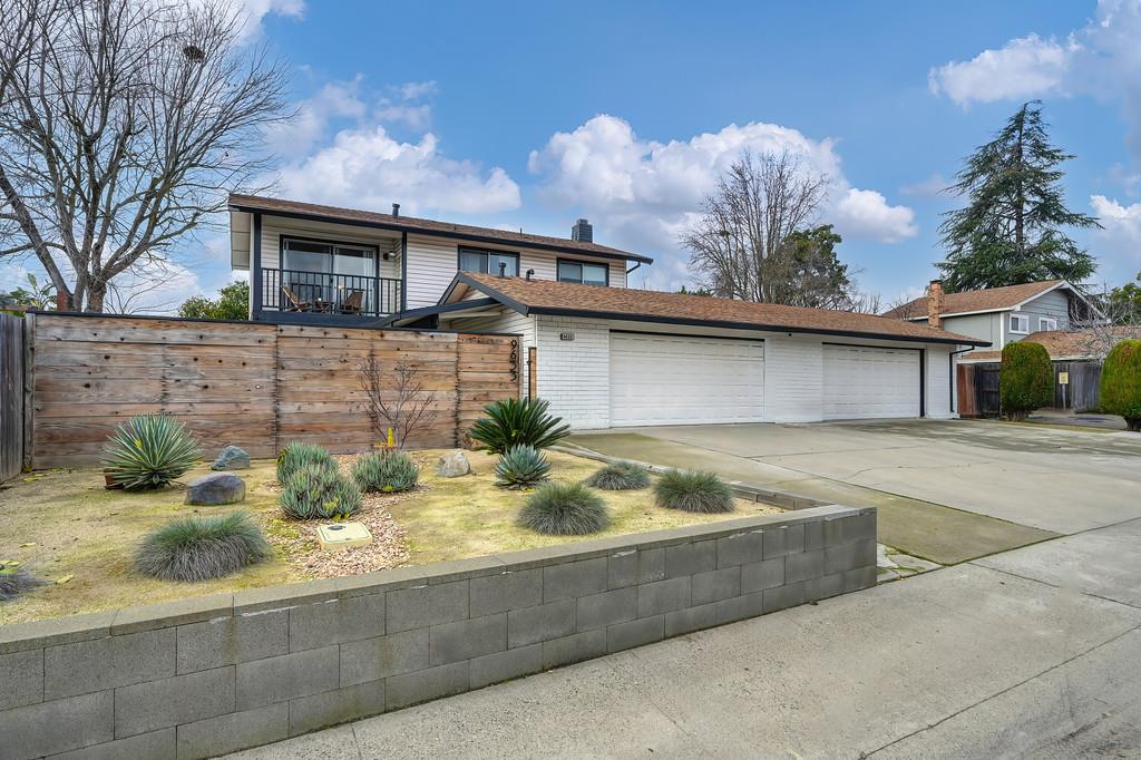 9633 Linda Rio Drive