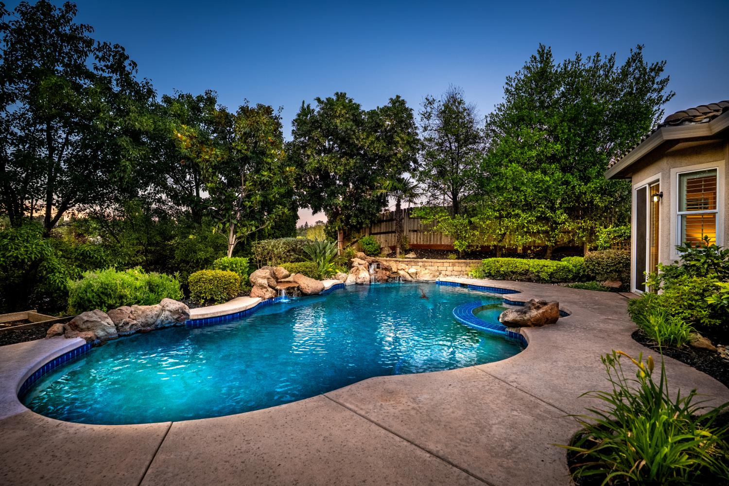 4728 Tenbury Lane