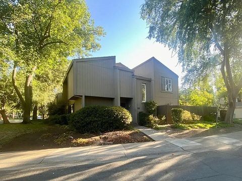 1129 Commons Drive Sacramento CA 95825