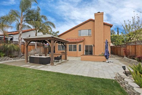 MLS: 225040488