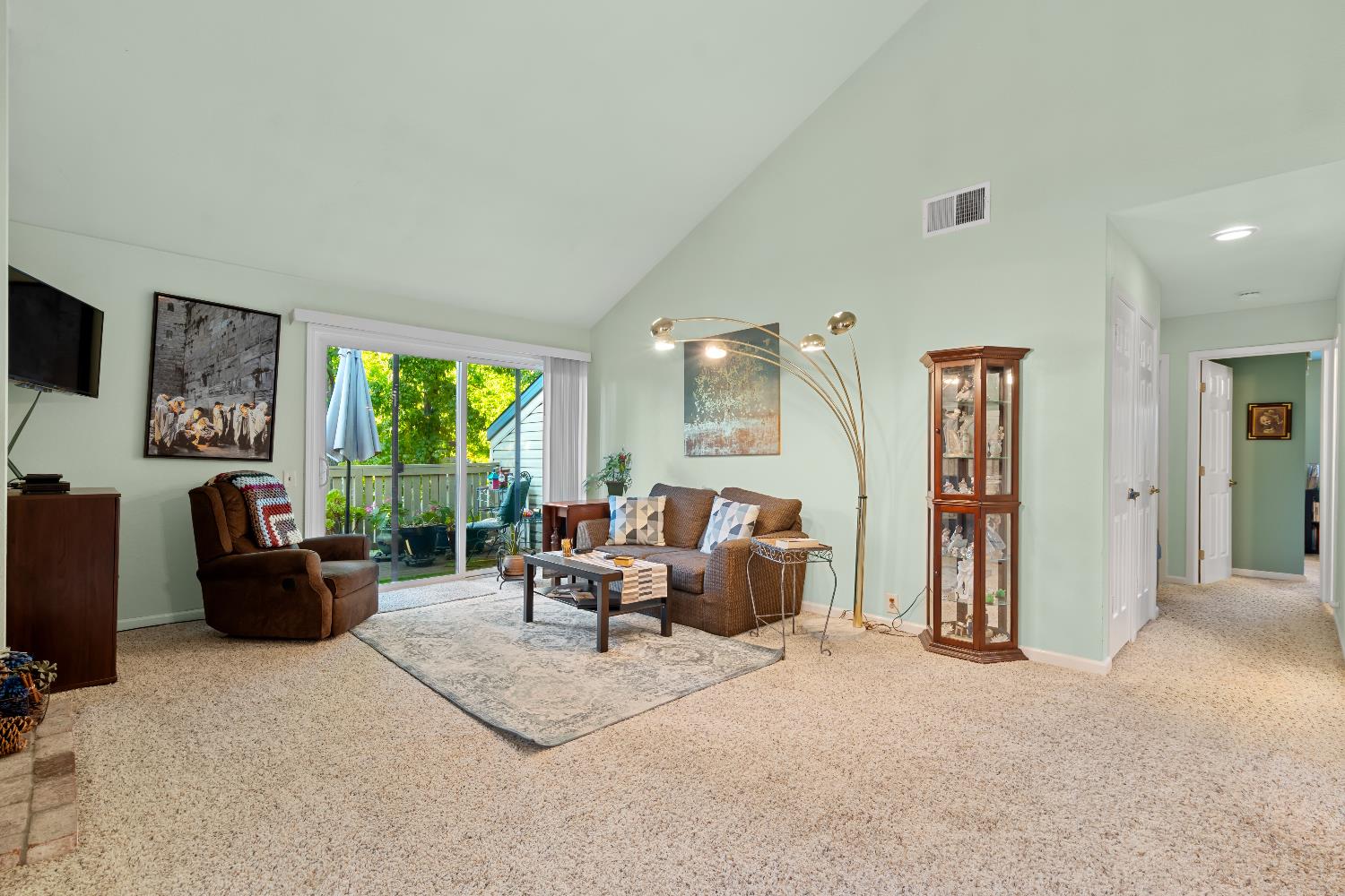 2280 Hurley Way 30