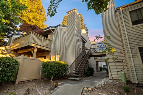 2280 Hurley Way 30 Sacramento CA 95825