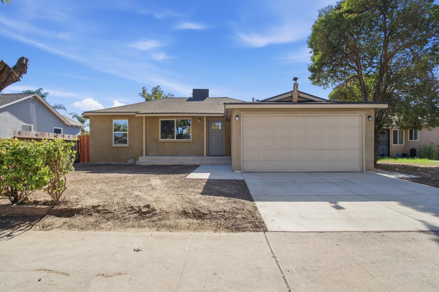 832 W 9th Street