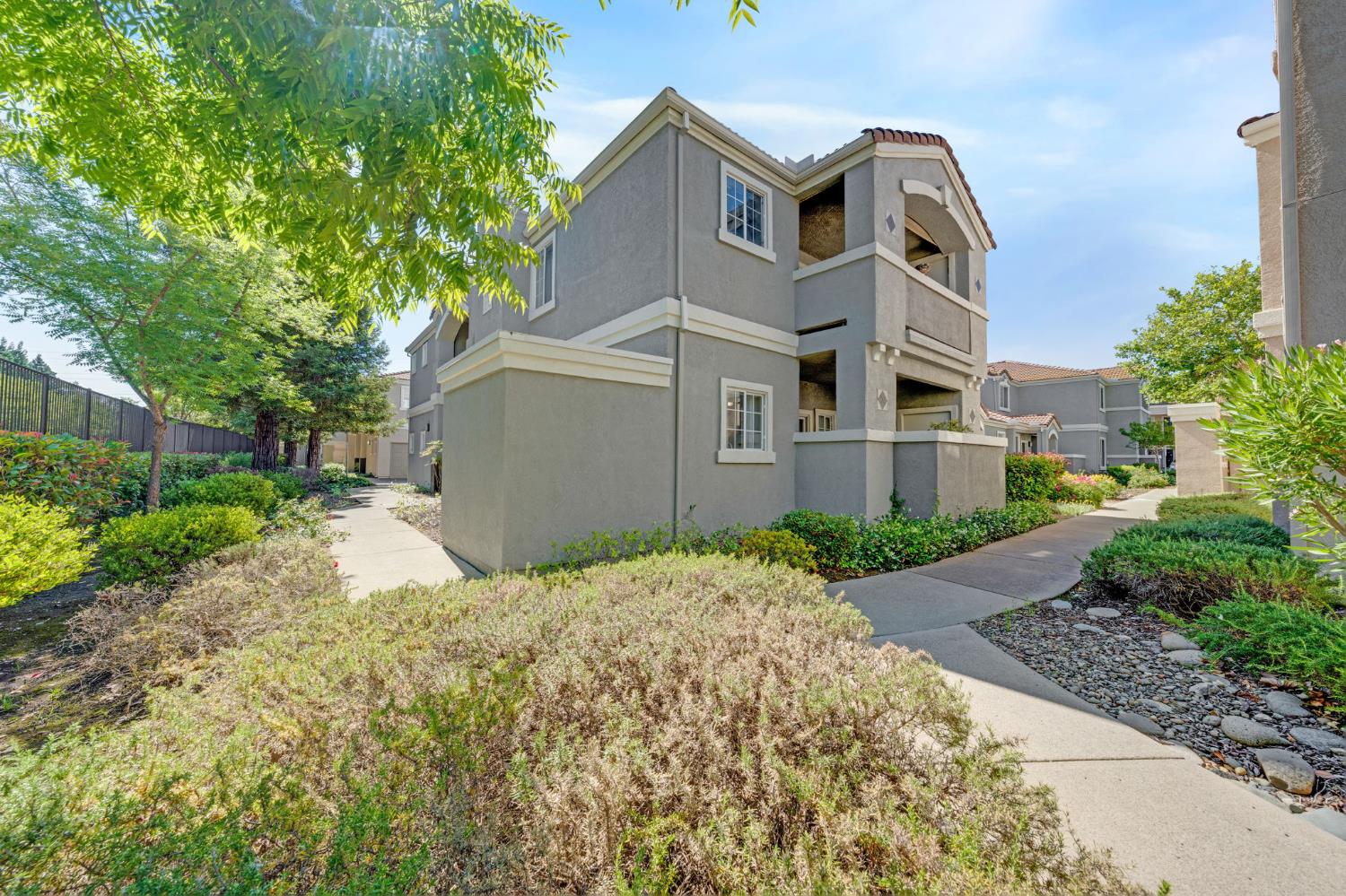 885 Halidon Way 514
