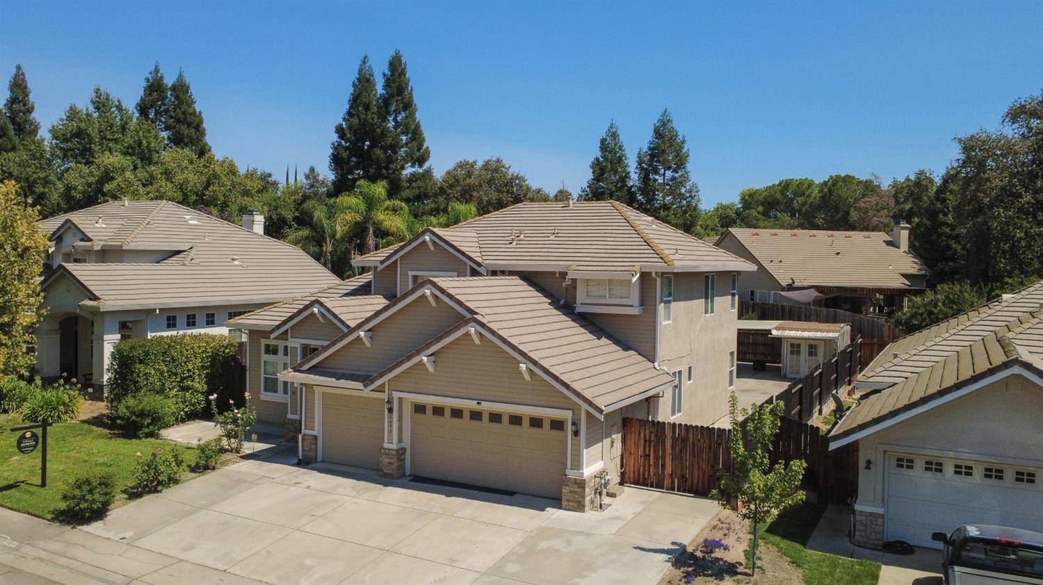 6524 Young Oak Court