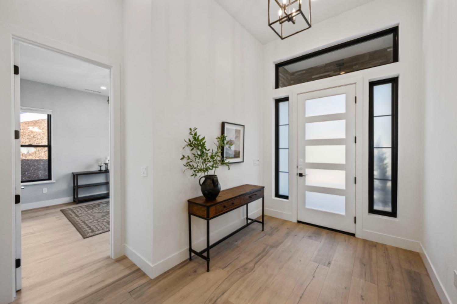 1412 Lodge View Drive