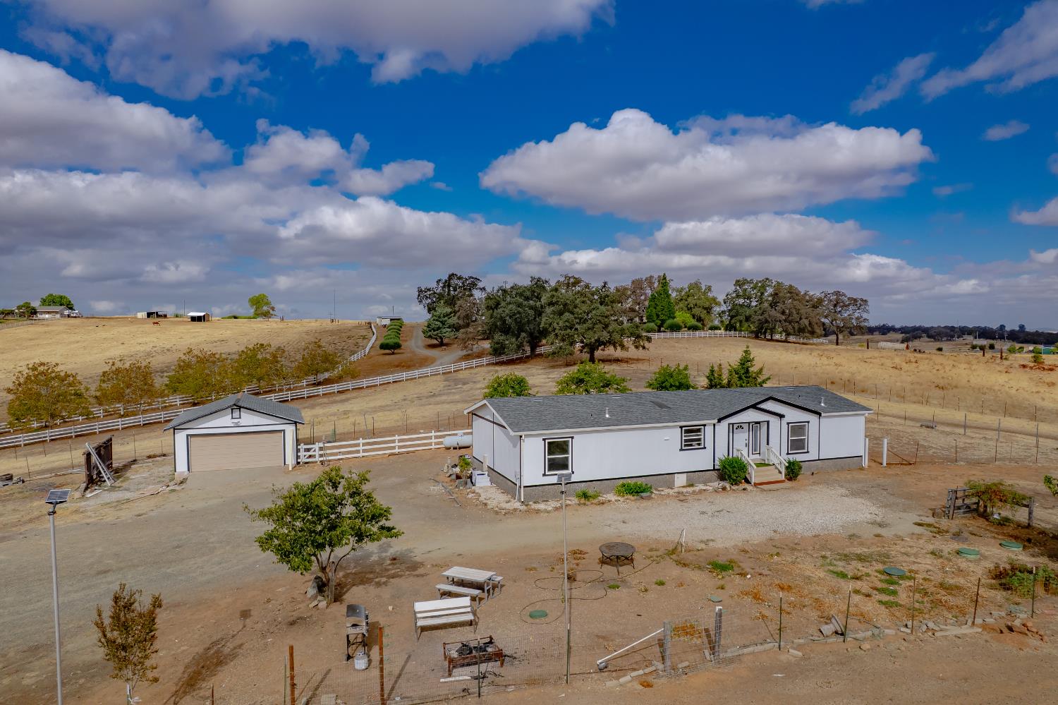 220 Ridgeview Place