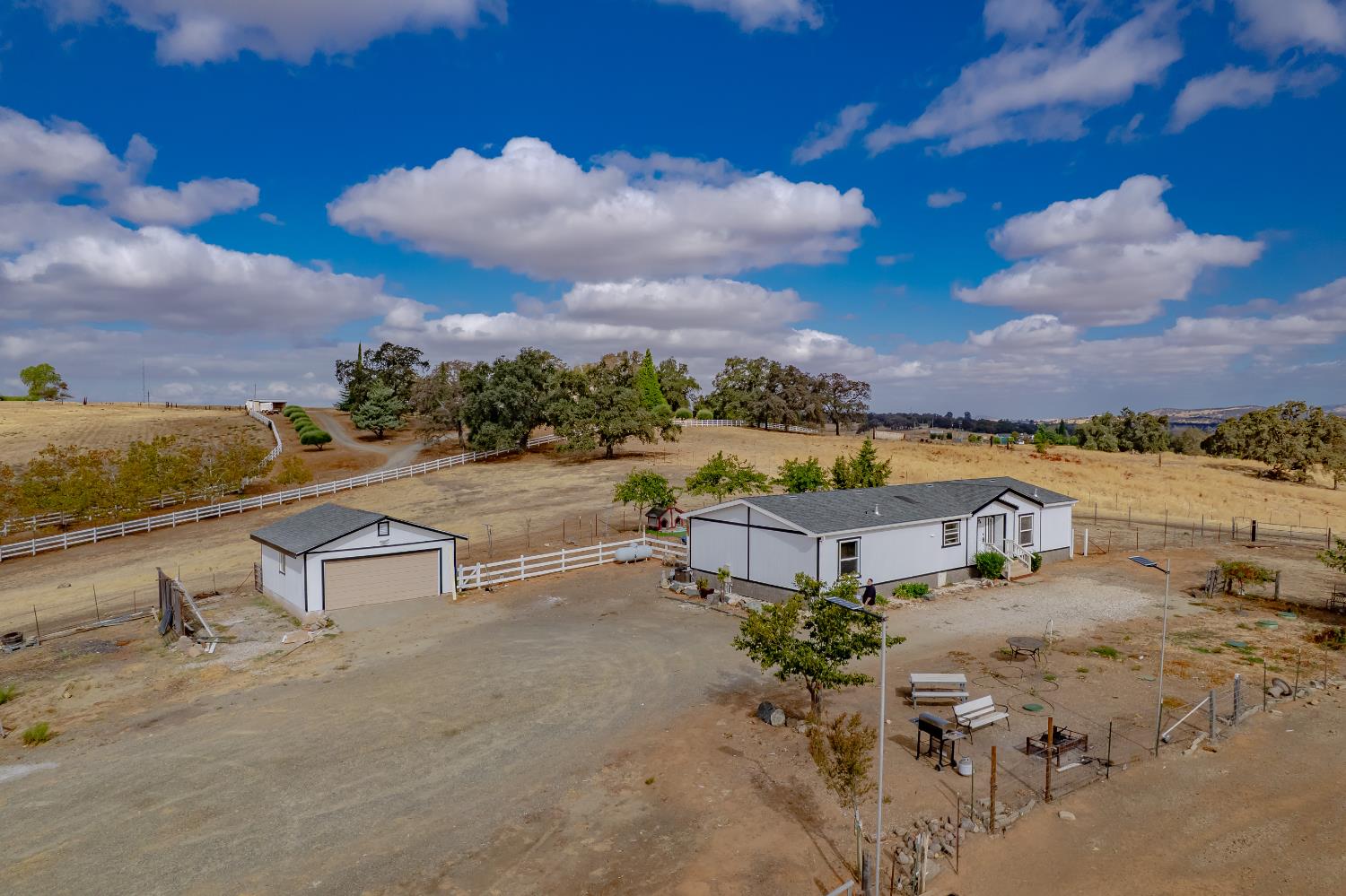 220 Ridgeview Place