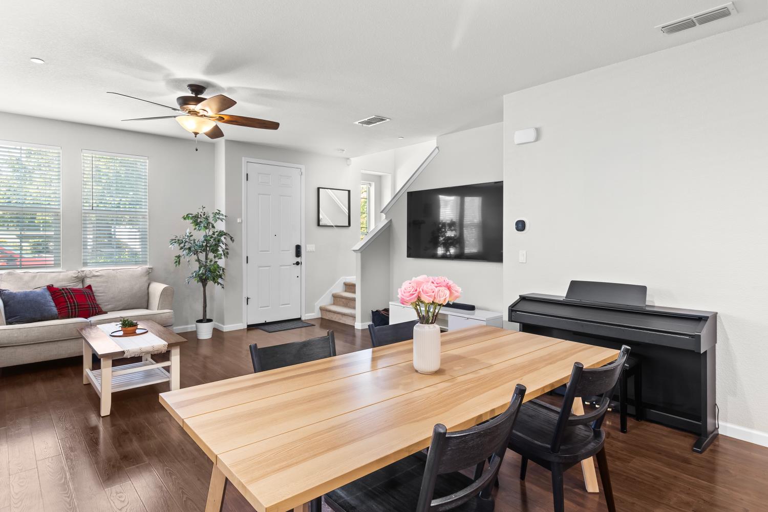 3041 Village Park Drive
