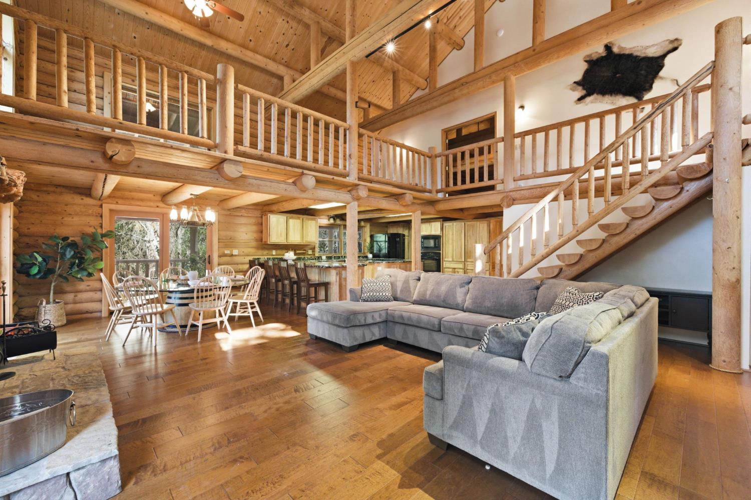 2428 Rancho Paradiso