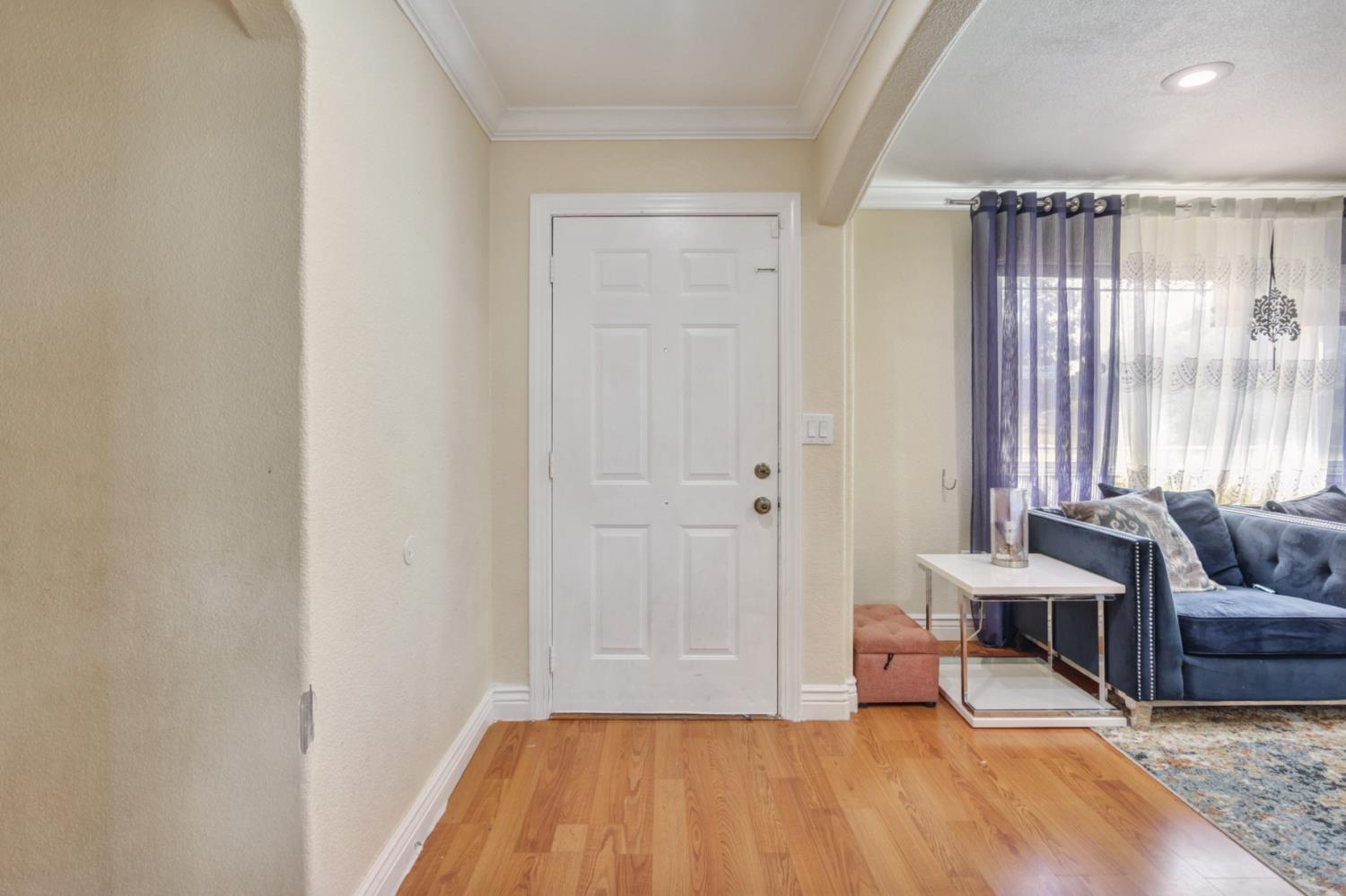 3301 Glenmoor Drive
