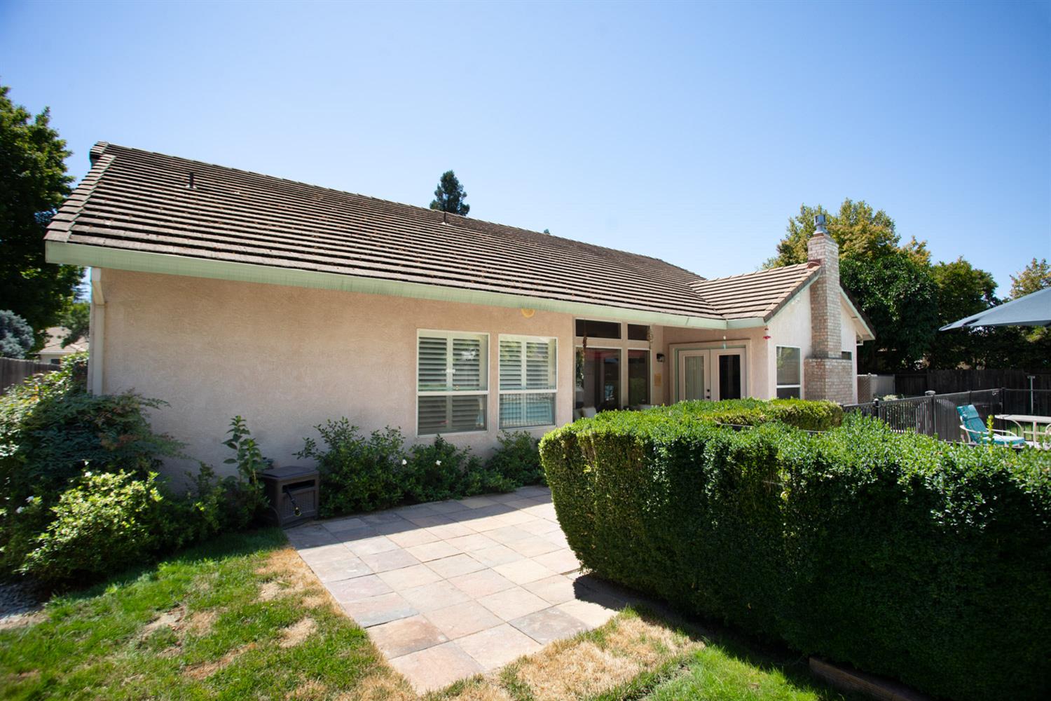 Yuba City, California 95993, United States, 4 Bedrooms Bedrooms, ,2 BathroomsBathrooms,Residential,Active,186867