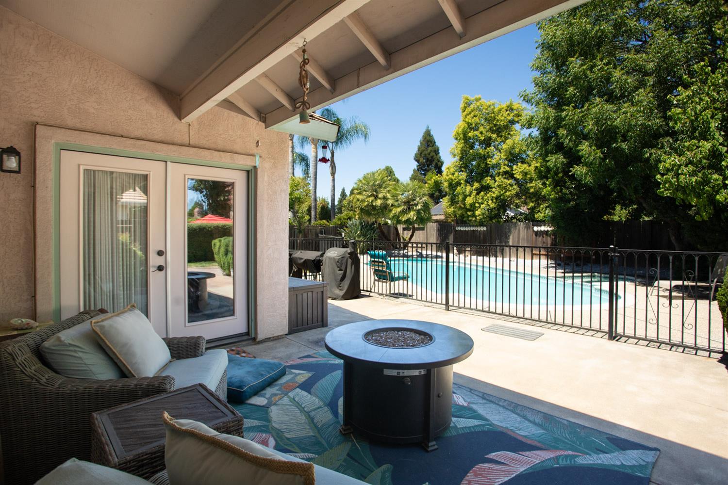 Yuba City, California 95993, United States, 4 Bedrooms Bedrooms, ,2 BathroomsBathrooms,Residential,Active,186867