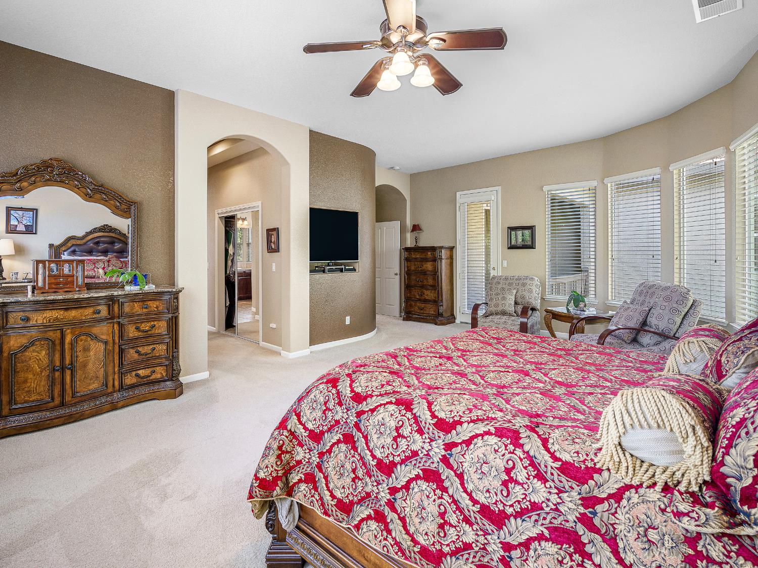 El Dorado Hills, California 95762, United States, 5 Bedrooms Bedrooms, ,5 BathroomsBathrooms,Residential,Active,208827