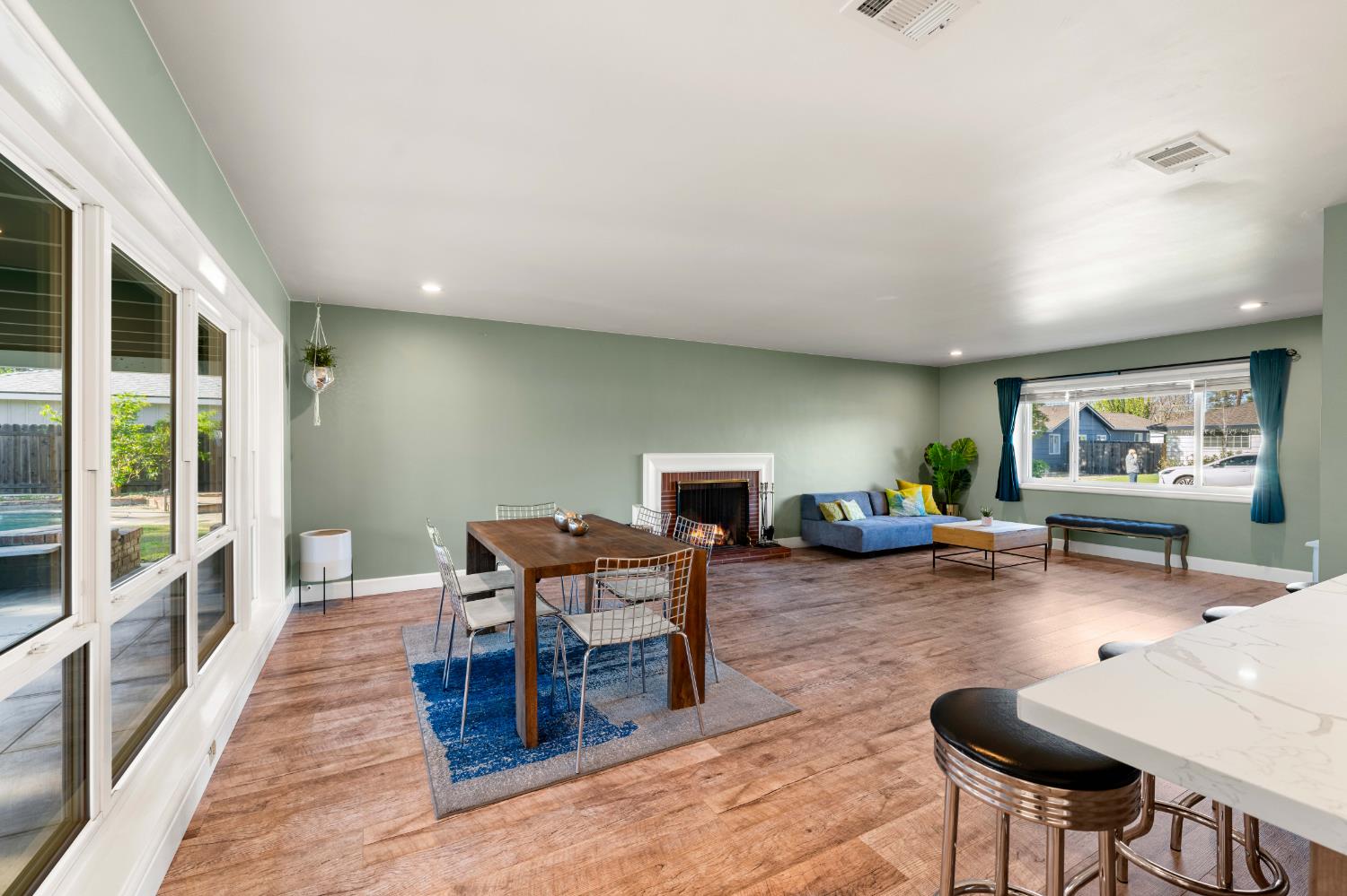 3220 Ben Lomond Drive