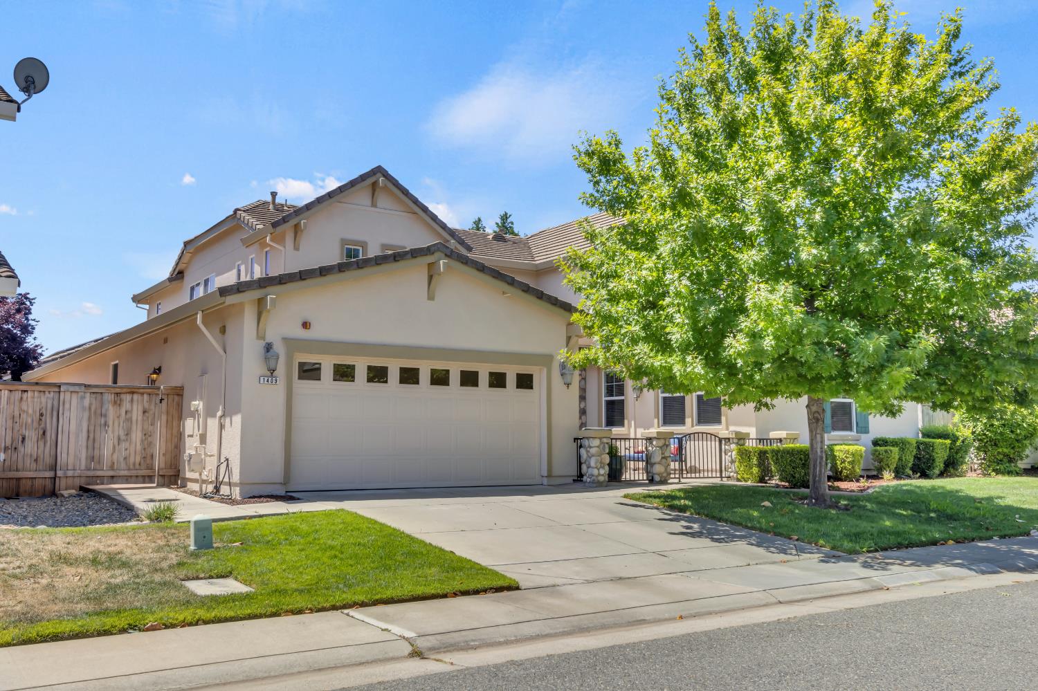 1409 Wyndham Lane