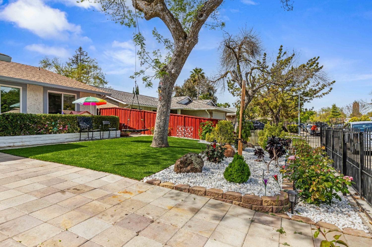 4016 Ashgrove Way