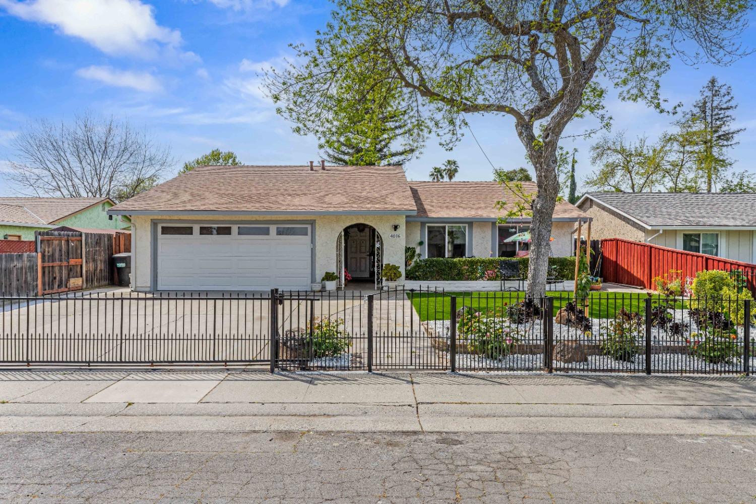 4016 Ashgrove Way