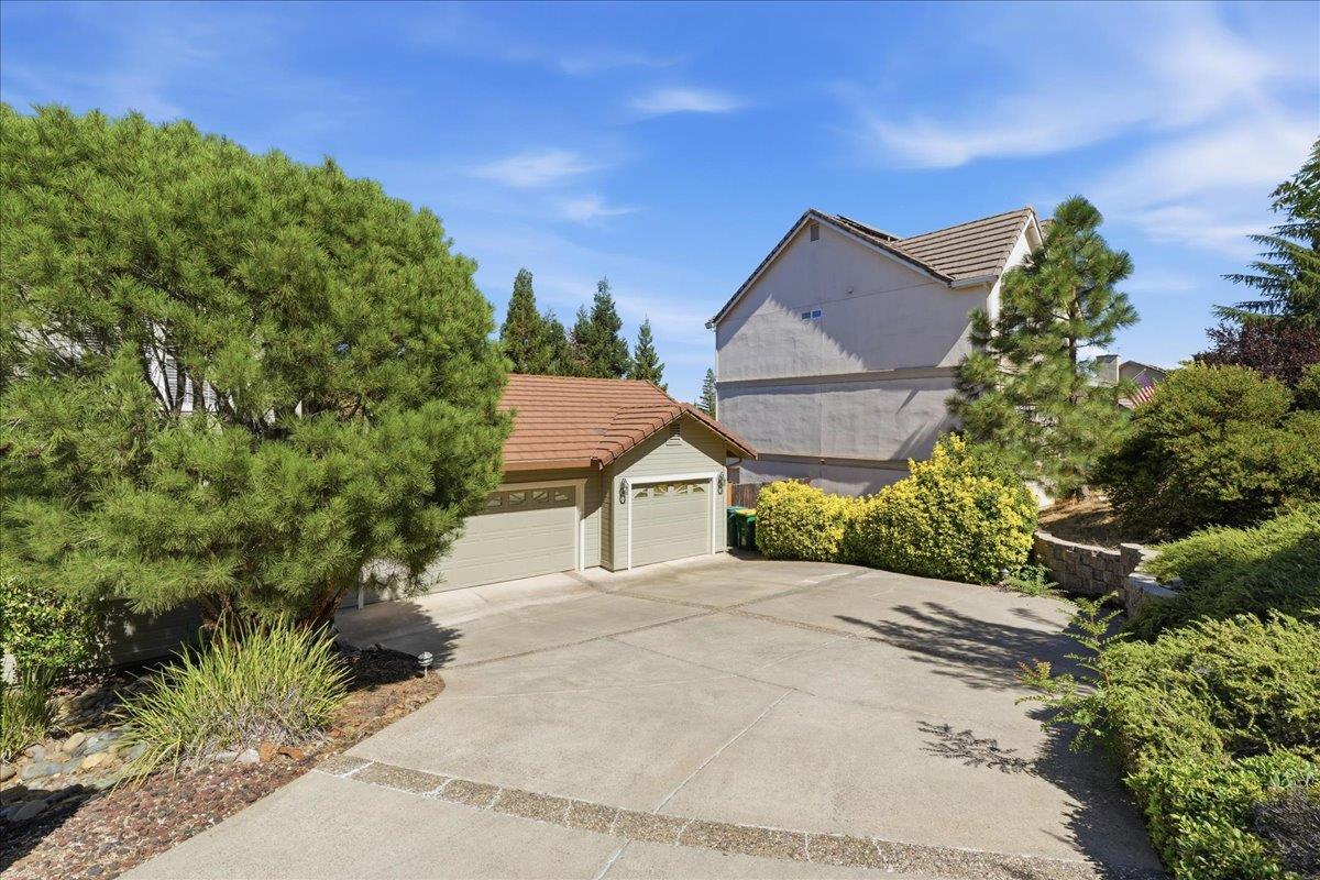 2589 Bertella Road